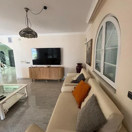 Gorgeous Golf Heated Pool Sea View Hébergement de vacances