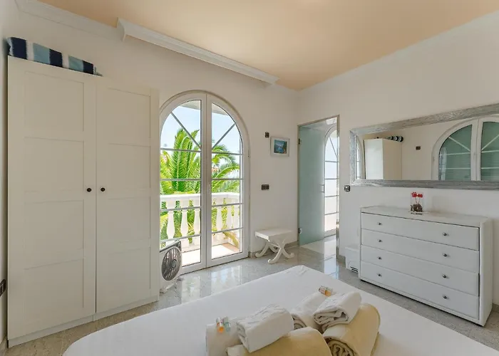 Gorgeous Golf * Адехе