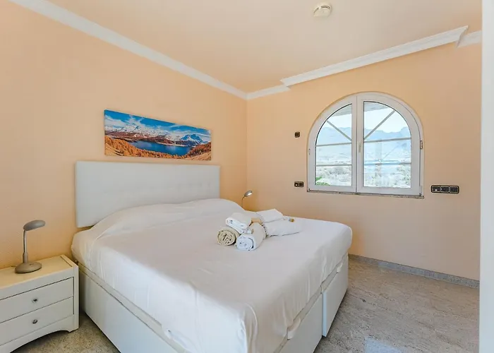 Semesterbostad Gorgeous Golf *