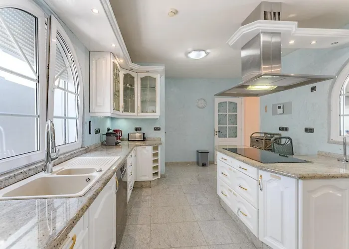 Semesterbostad Gorgeous Golf