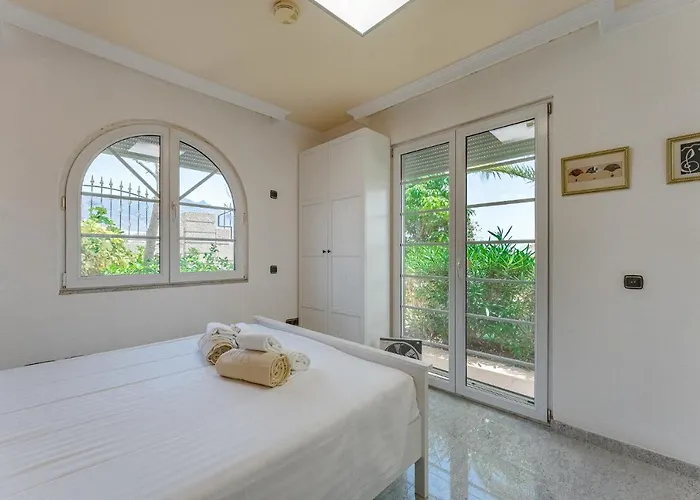 Будинок відпочинку Gorgeous Golf *